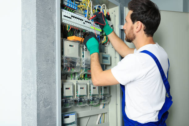 Best Circuit Breaker Repair  in Andover, MN